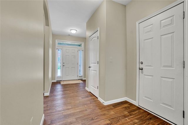 324 S Stonegate Drive, Seneca, SC 29678