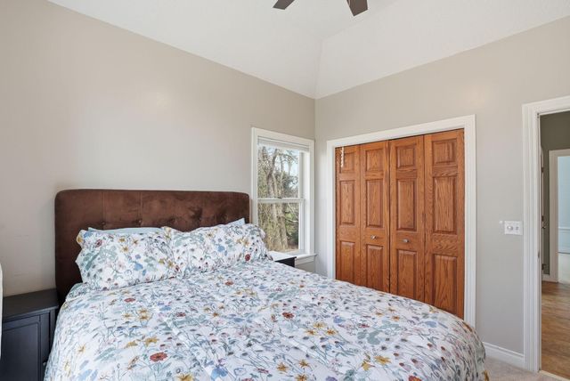 10389 Fox Run Road, Woodbury, MN 55129