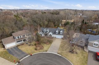 10389 Fox Run Road, Woodbury, MN 55129