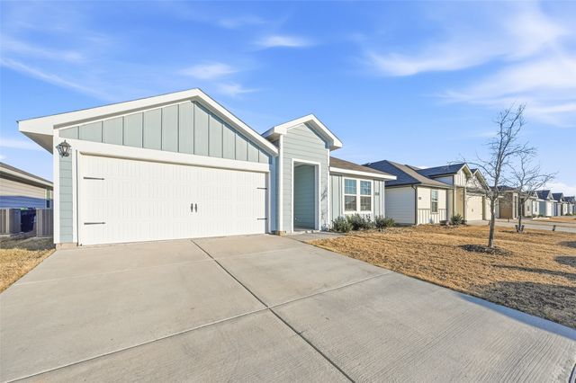 6511 Sand Dune Way, Princeton, TX 75407