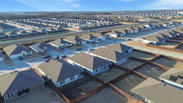 6511 Sand Dune Way, Princeton, TX 75407