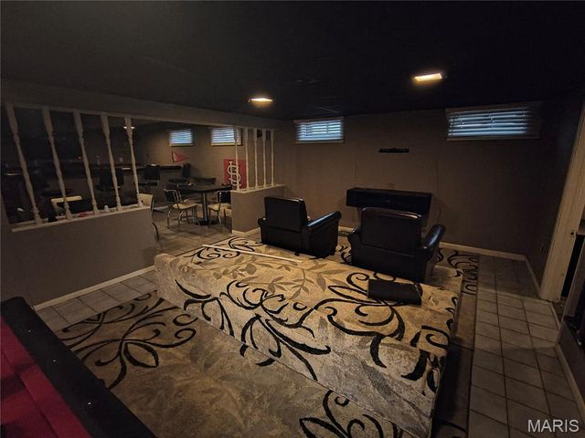 2703 Aberdeen Drive, Florissant, MO 63033