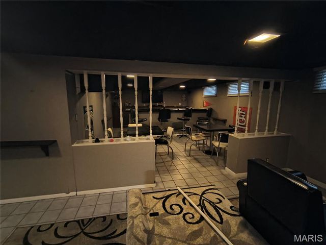 2703 Aberdeen Drive, Florissant, MO 63033