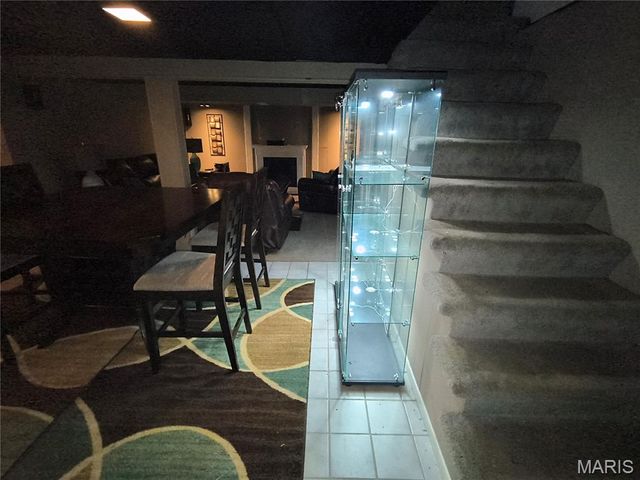 2703 Aberdeen Drive, Florissant, MO 63033