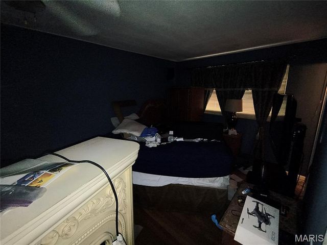 2703 Aberdeen Drive, Florissant, MO 63033