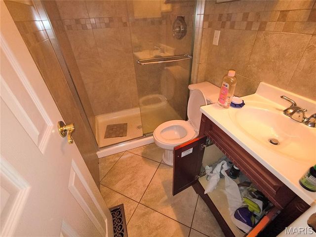 2703 Aberdeen Drive, Florissant, MO 63033