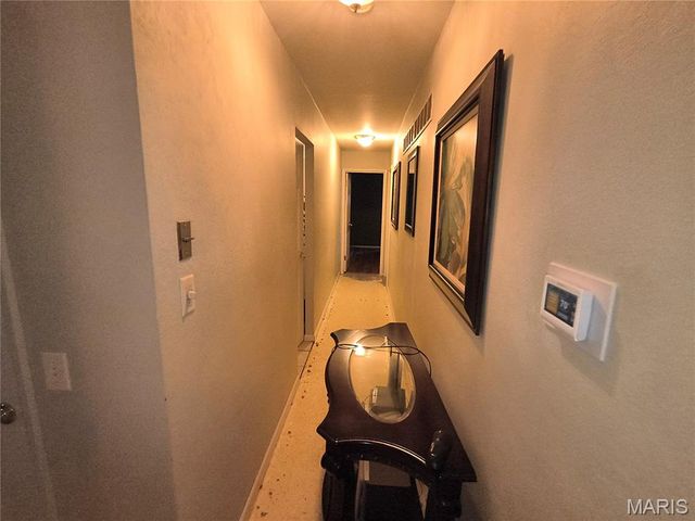 2703 Aberdeen Drive, Florissant, MO 63033