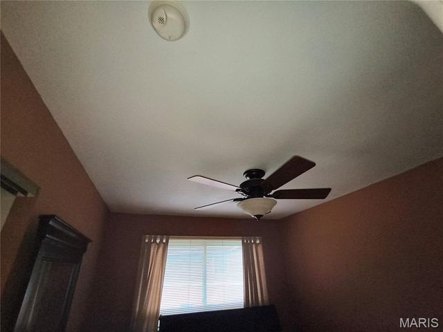 2703 Aberdeen Drive, Florissant, MO 63033