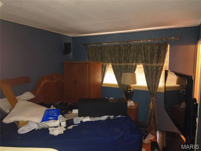 2703 Aberdeen Drive, Florissant, MO 63033