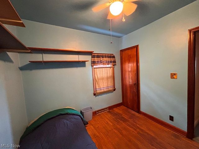 1006 Third Avenue, New Cumberland, WV 26047
