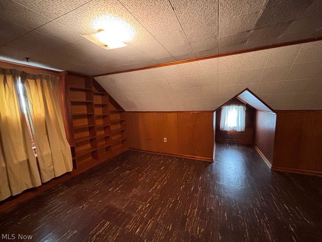 1006 Third Avenue, New Cumberland, WV 26047