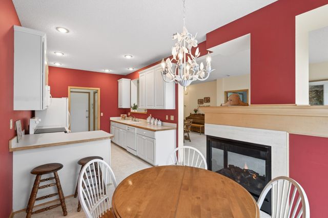 3739 Lawndale Lane N, Plymouth, MN 55446