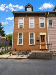 1120 WALTON ST, Lebanon, PA 17042