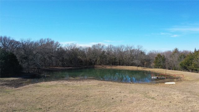 984 County Road 4027, Savoy, TX 75479