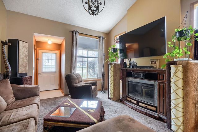 8731 Bechtel Avenue 136, Inver Grove Heights, MN 55076