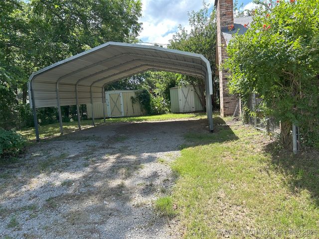 1501 W Beech Street, Durant, OK 74701