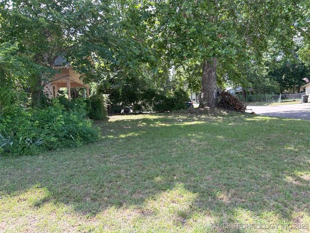 1501 W Beech Street, Durant, OK 74701