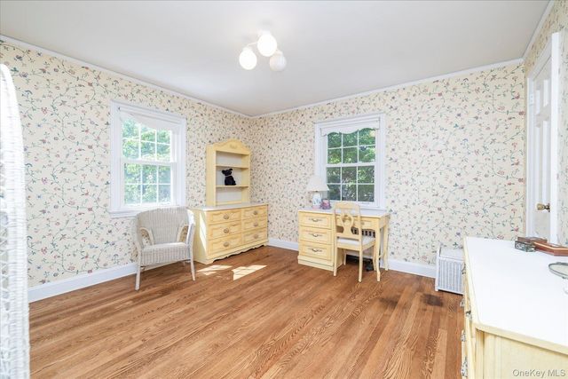 60 Atkinson Road, Rockville Centre, NY 11570