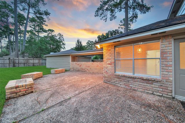 2019 Riverlawn Drive, Houston, TX 77339