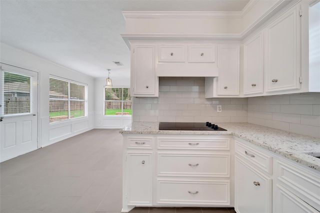 2019 Riverlawn Drive, Houston, TX 77339