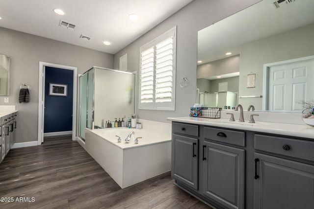 39943 N PRIDE Drive, Anthem, AZ 85086