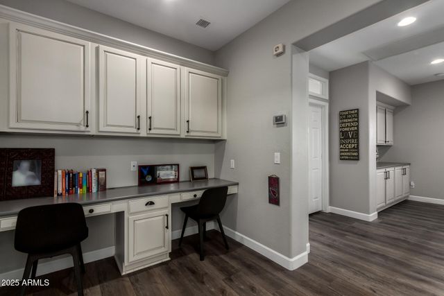 39943 N PRIDE Drive, Anthem, AZ 85086