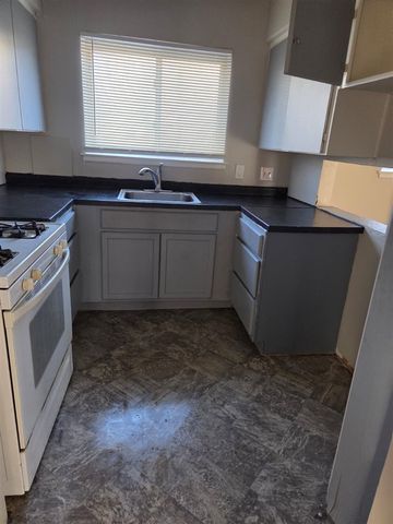 17284 Bentler Street, Detroit, MI 48219