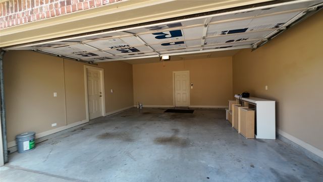 2050 Stockwell Road 4, Bossier City, LA 71111
