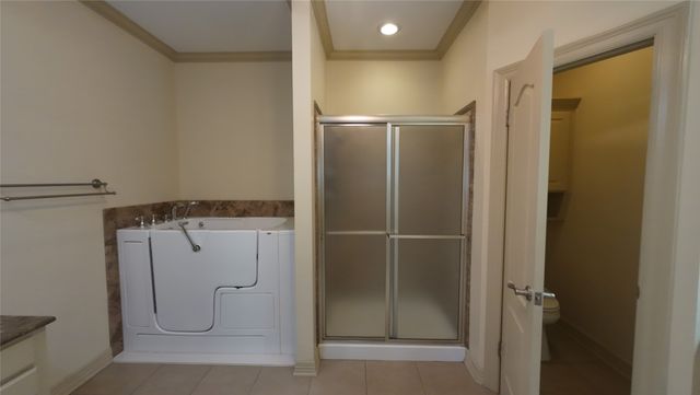 2050 Stockwell Road 4, Bossier City, LA 71111