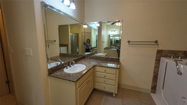2050 Stockwell Road 4, Bossier City, LA 71111
