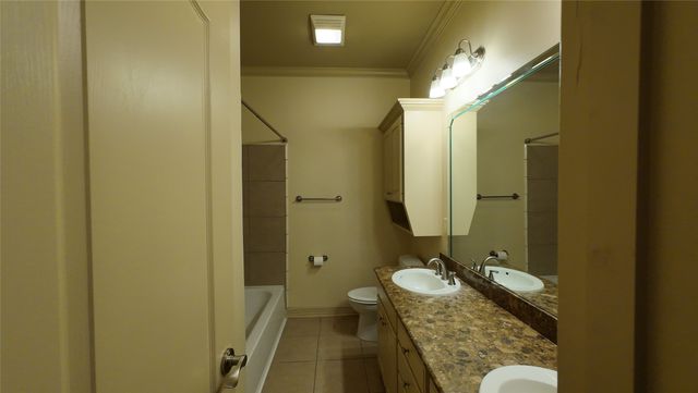 2050 Stockwell Road 4, Bossier City, LA 71111