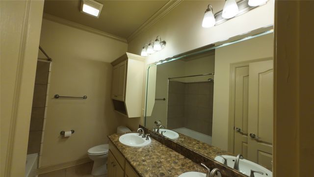 2050 Stockwell Road 4, Bossier City, LA 71111