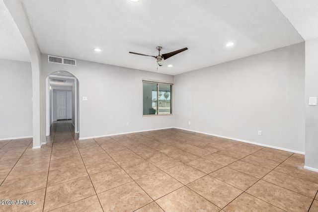 4502 W CAROL Avenue, Glendale, AZ 85302