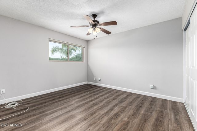 4502 W CAROL Avenue, Glendale, AZ 85302