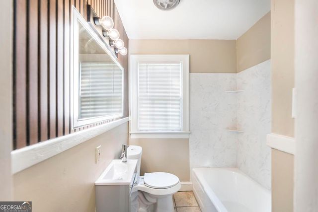 520 VILLA ESTA Circle, Macon, GA 31206