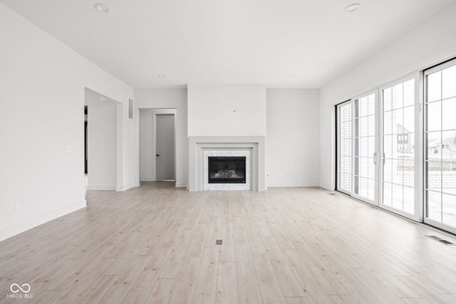 16927 Tractive Drive, Westfield, IN 46074