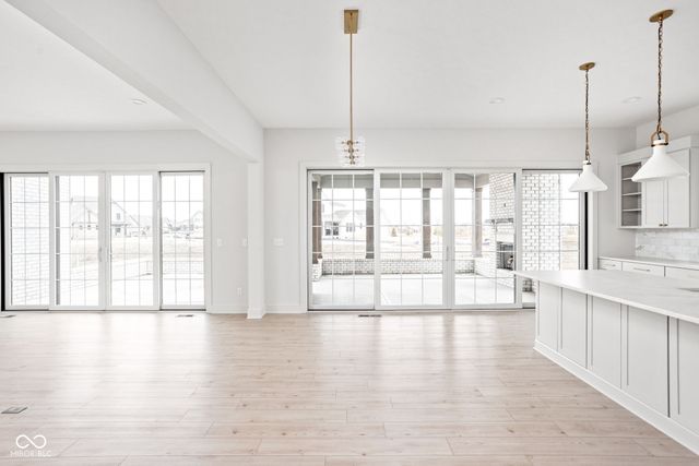 16927 Tractive Drive, Westfield, IN 46074