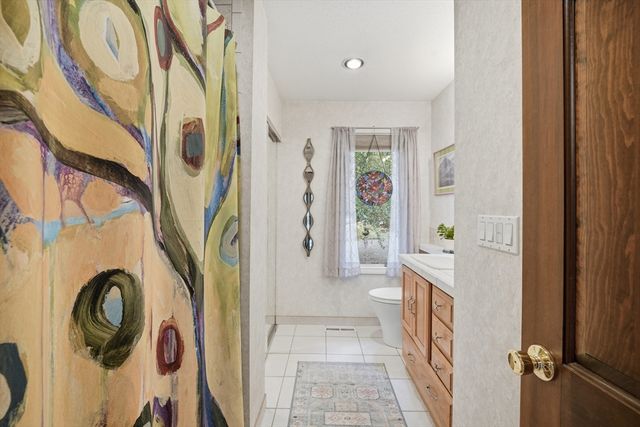 112 North Street, Belchertown, MA 01007