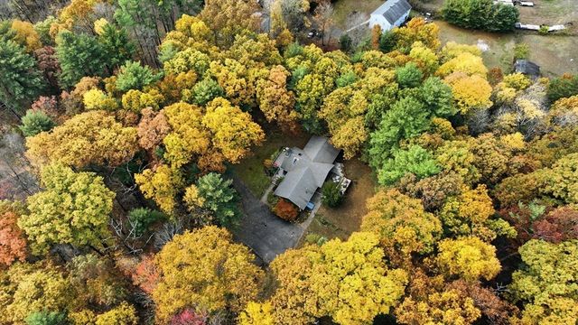 112 North Street, Belchertown, MA 01007