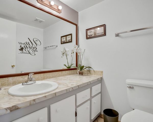 2061 NW 47th Terrace 103, Lauderhill, FL 33313