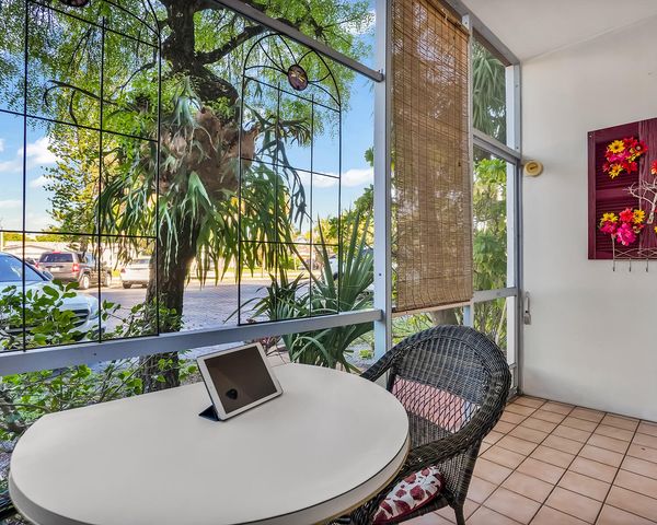 2061 NW 47th Terrace 103, Lauderhill, FL 33313