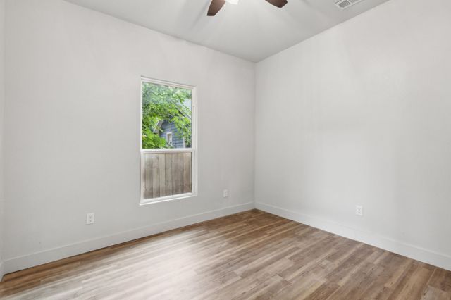 2904 Valentine Street, Dallas, TX 75215