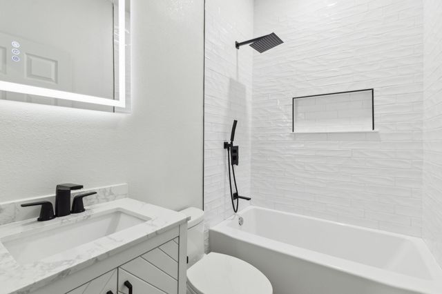 2904 Valentine Street, Dallas, TX 75215