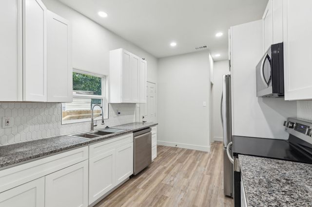 2904 Valentine Street, Dallas, TX 75215