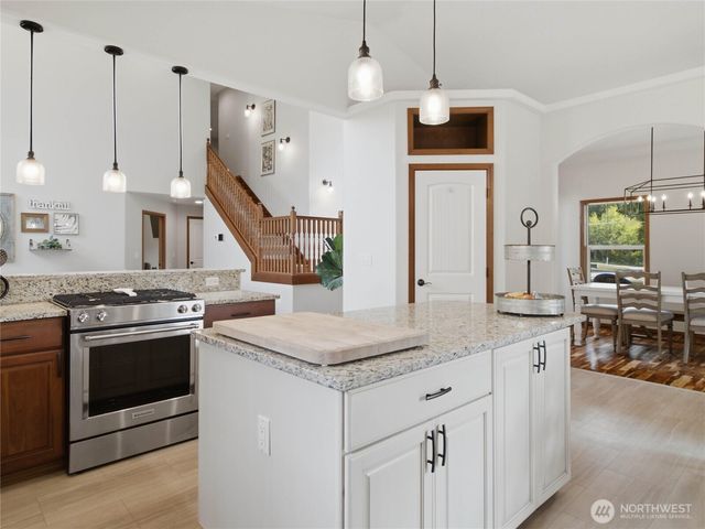 19838 Bear View Lane SW, Rochester, WA 98579