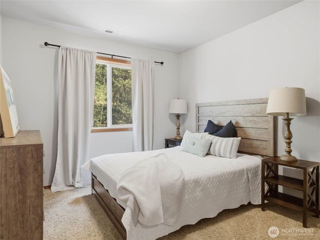 19838 Bear View Lane SW, Rochester, WA 98579