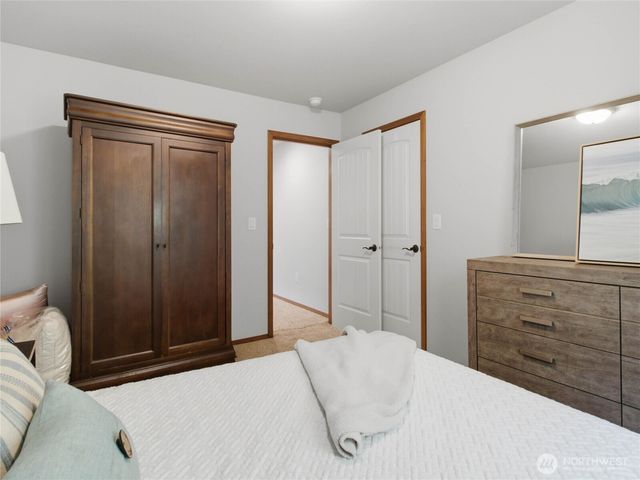 19838 Bear View Lane SW, Rochester, WA 98579