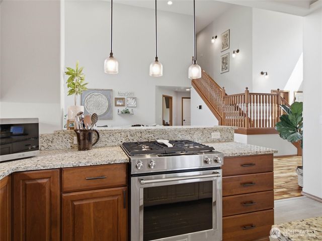 19838 Bear View Lane SW, Rochester, WA 98579