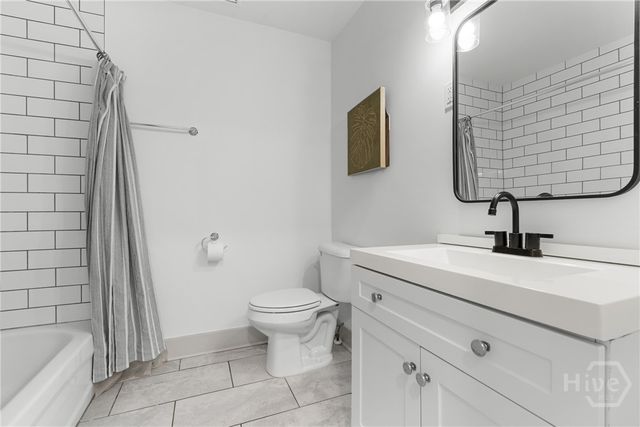 911 Hamilton Court, Savannah, GA 31401
