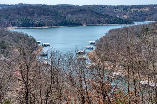 378 Lake Forest Drive, Eureka Springs, AR 72631